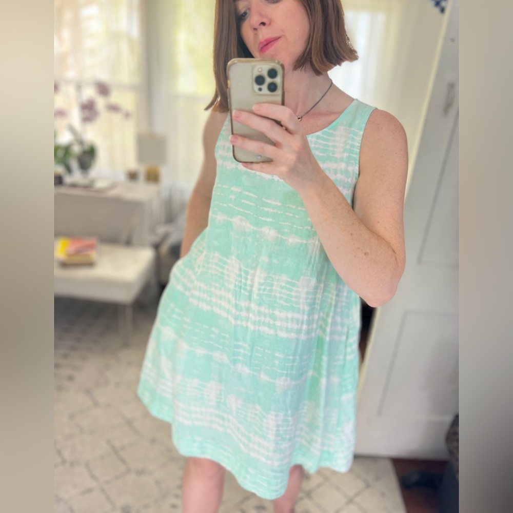 Green linen dress